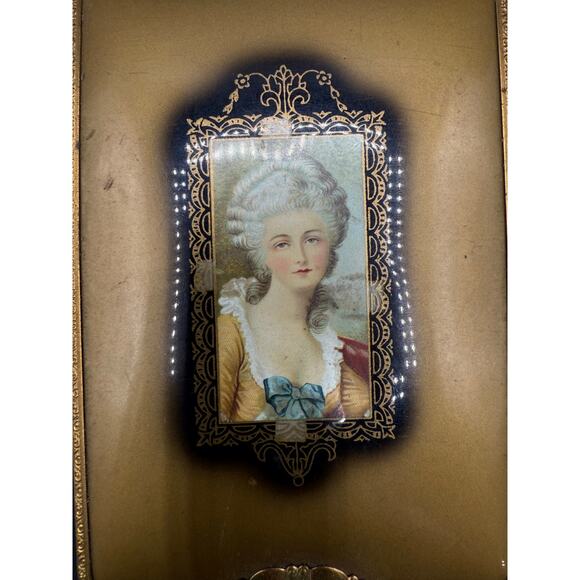 Antique Gold Tone Marie Antoinette Hand Mirror - great condition - Picture 4 of 8
